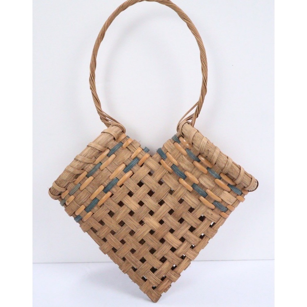 VTG Woven Wall Basket Heart‎ Shape Hand Crafted Double Opening Cottage Core 80s